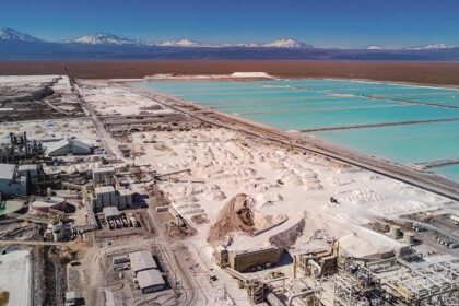 Plusmining Explotación de litio en desierto